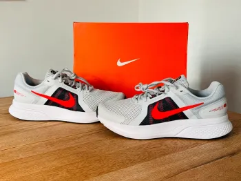 Tweedehands Nike Run Swift 2 bike