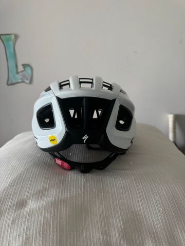 Specialized Prevail 3 Helmet 2025 bike de segunda mano — imagen 3 de 4