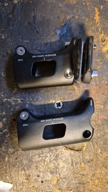 Brugt Giant Propel Advanced SL ISP Seat Clamp Assembly Saddles & Seatposts