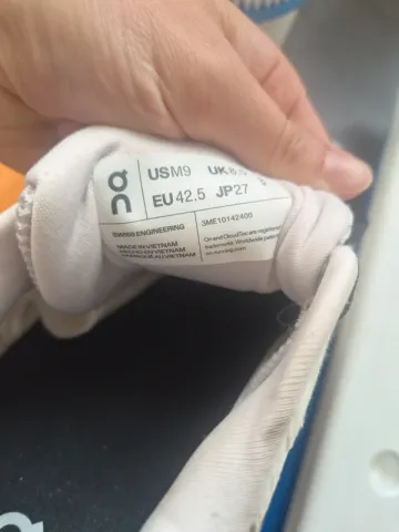 Used On Running On Cloud Running Shoes bike — image 6 of 6