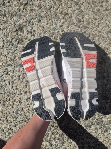 Used On Running On Cloud Running Shoes bike — image 4 of 6