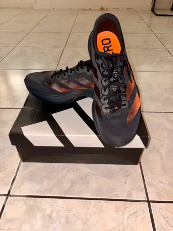 Adidas Adizero EVO SL bike d'occasion — image 2 sur 8