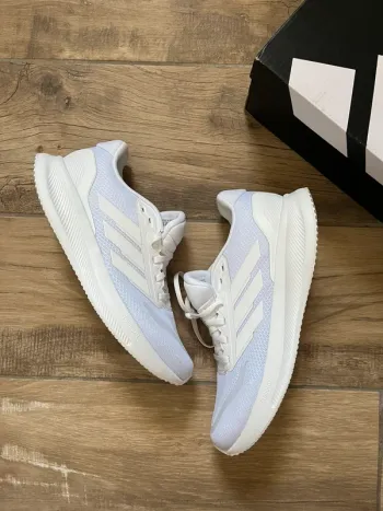 Brugt Adidas Runfalcon 5 bike