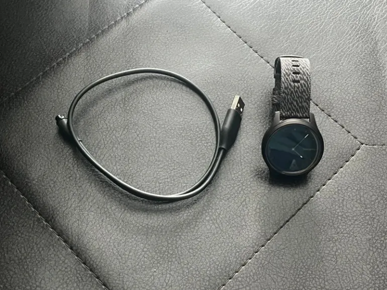 Gebrauchtes Garmin Vivomove Style bike — Bild 8 von 9