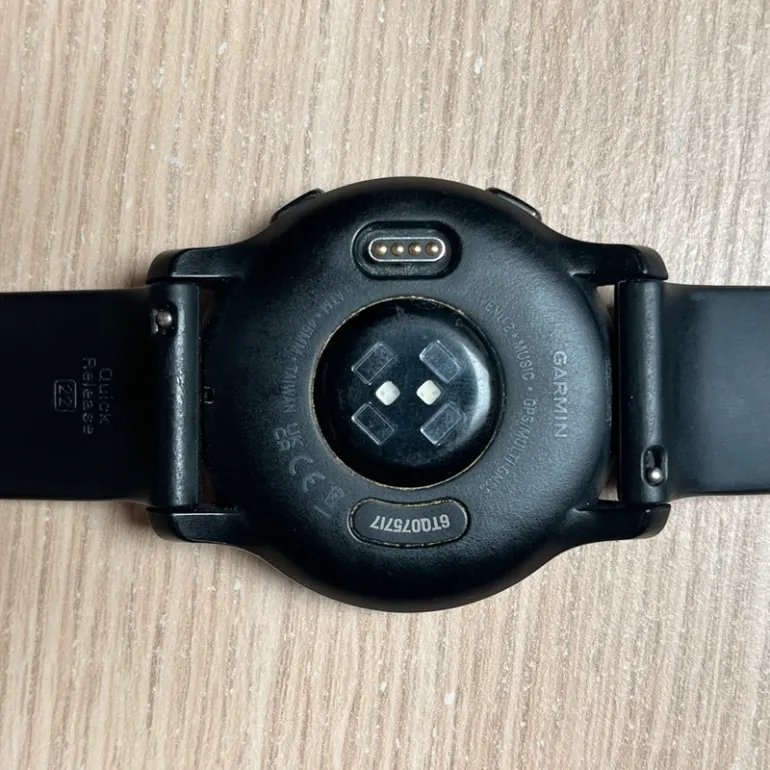 Garmin Venu 2 bike usato — immagine 5 di 6