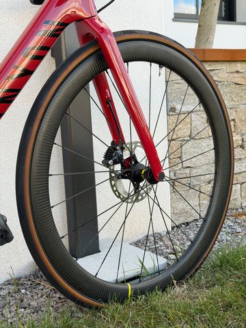 Used Mavic Cosmic SL45 bike — image 1 of 3