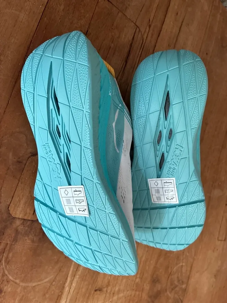 Used Hoka Carbon X 1 bike — image 2 of 4