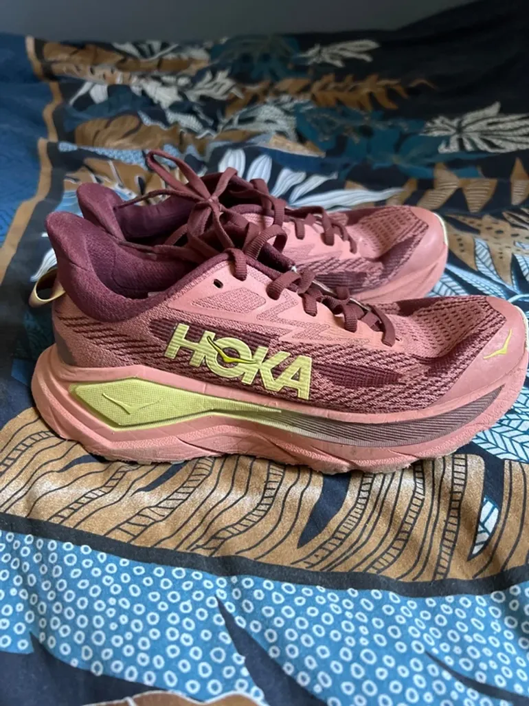 Gebrauchtes Hoka running shoes bike — Bild 3 von 6