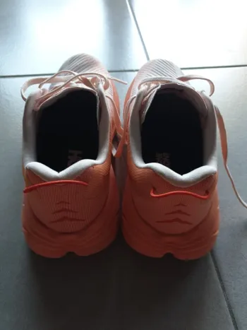 Używany Hoka Shoes bike — zdjęcie 5 z 7