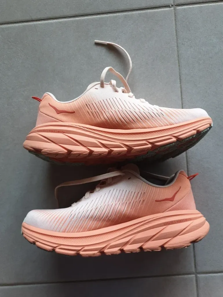 Używany Hoka Shoes bike — zdjęcie 2 z 7