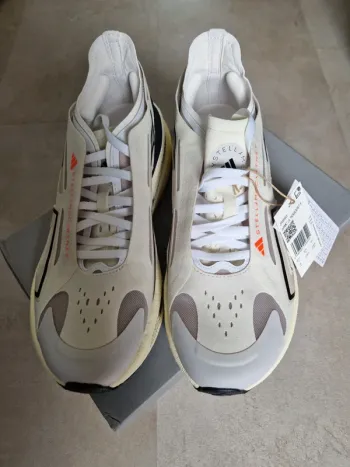 Tweedehands Adidas Ultraboost 5 SMC bike — afbeelding 2 van 6