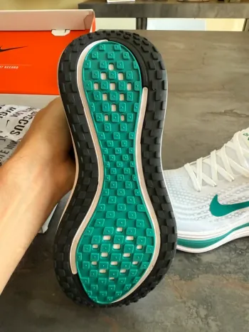 Nike Vomero Plus bike usato — immagine 5 di 6