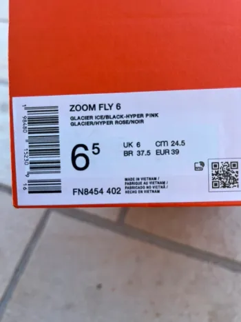 Käytetty Nike Zoom Fly 6 bike — kuva 5 / 5
