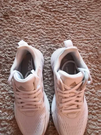 Tweedehands Adidas Sneaker bike — afbeelding 2 van 3