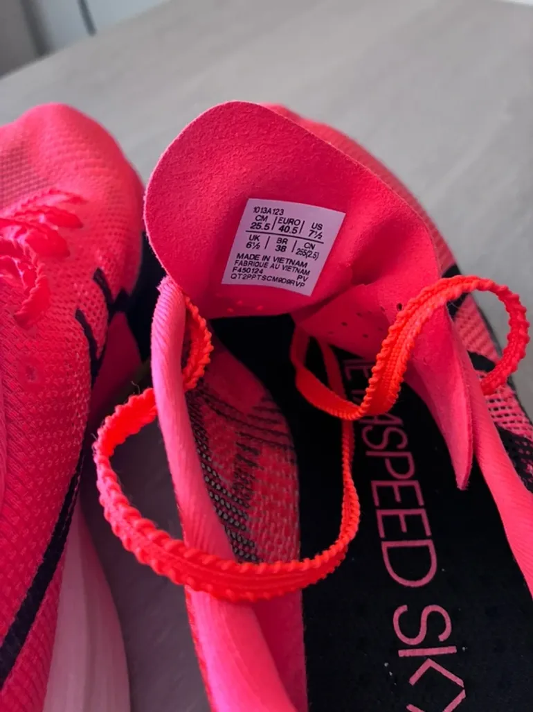 Tweedehands Asics Metaspeed Sky bike — afbeelding 9 van 13