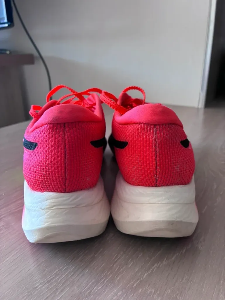 Tweedehands Asics Metaspeed Sky bike — afbeelding 8 van 13
