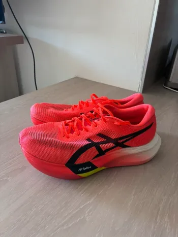 Used Asics Metaspeed Sky bike