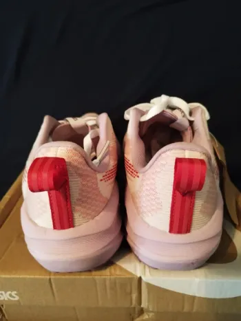 Used Asics Novablast bike — image 4 of 9