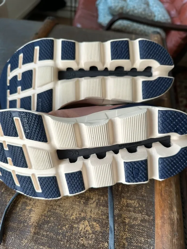 Used On Running Cloudstratus 2 bike — image 6 of 6