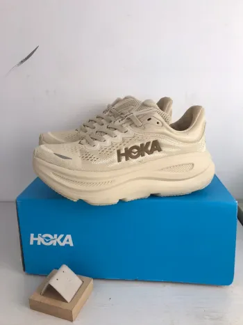 Tweedehands Hoka Bondi 9 bike