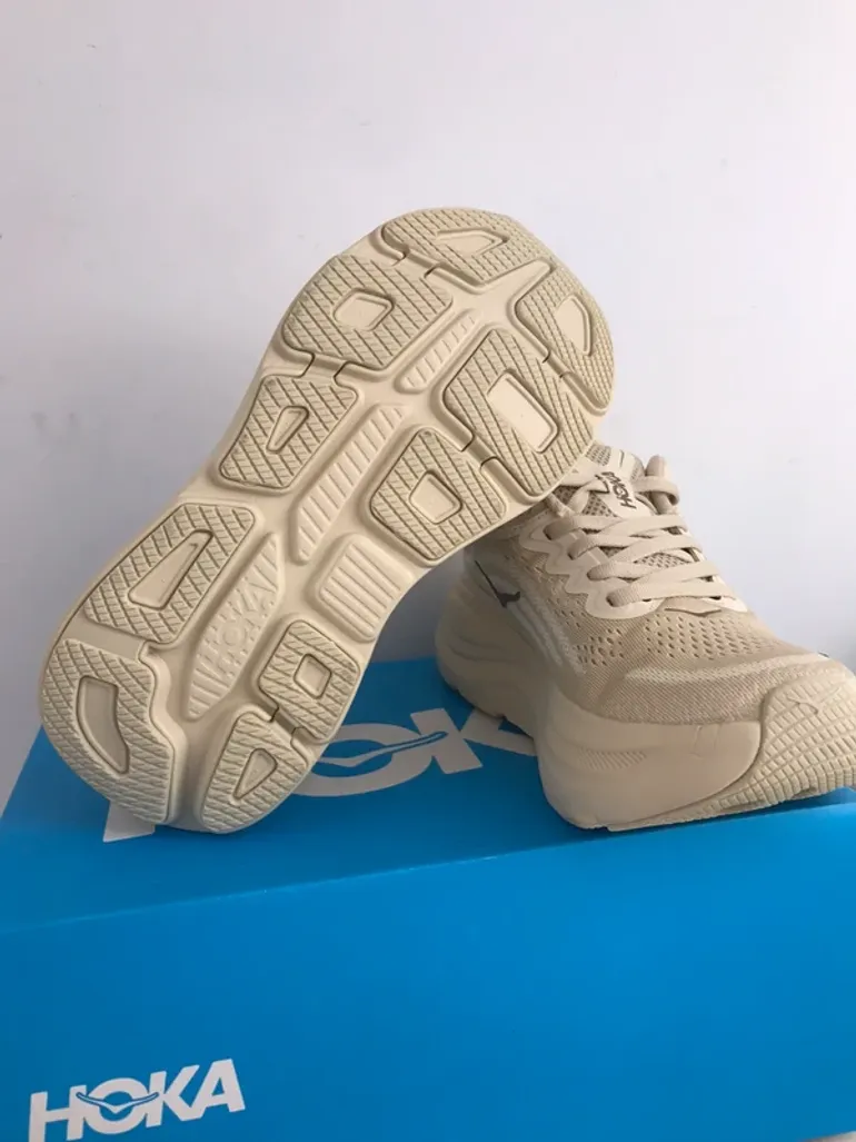 Tweedehands Hoka Bondi 9 bike — afbeelding 8 van 15