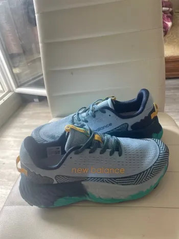 Gebrauchtes New Balance Running Shoes Size 42 bike