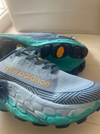 Gebrauchtes New Balance Running Shoes Size 42 bike — Bild 3 von 5