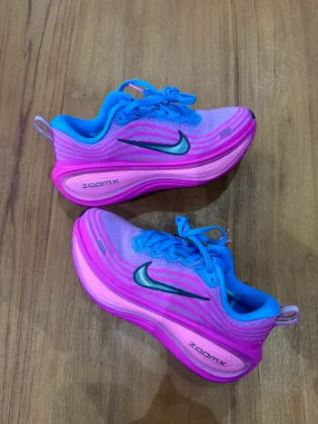Used Rose Nike Vomero Plus bike