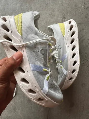 Brugt On Running scarpe sportive da donna taglia 39 bike — billede 5 af 9