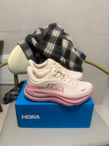 Used Hoka Baskets pour femmes bike