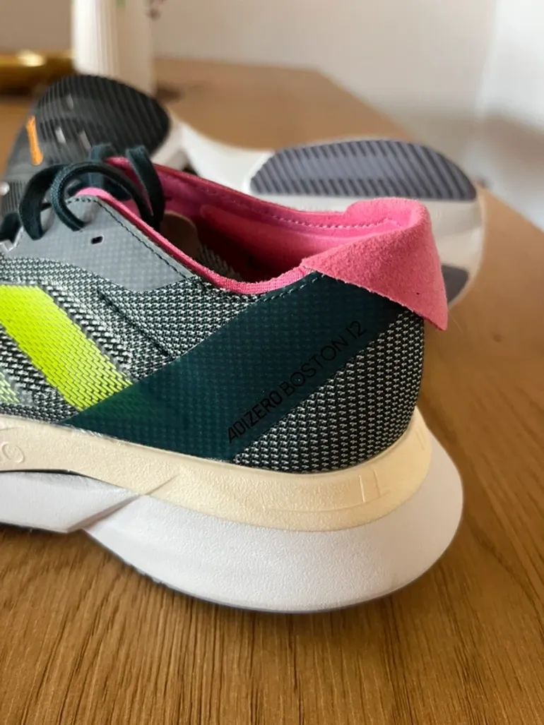 Używany Adidas Adizero Boston 12 bike — zdjęcie 5 z 15
