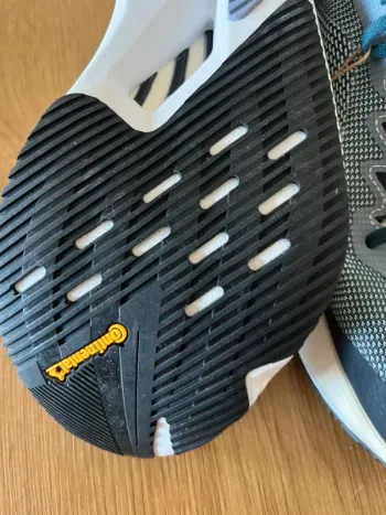 Używany Adidas Adizero Boston 12 bike — zdjęcie 15 z 15
