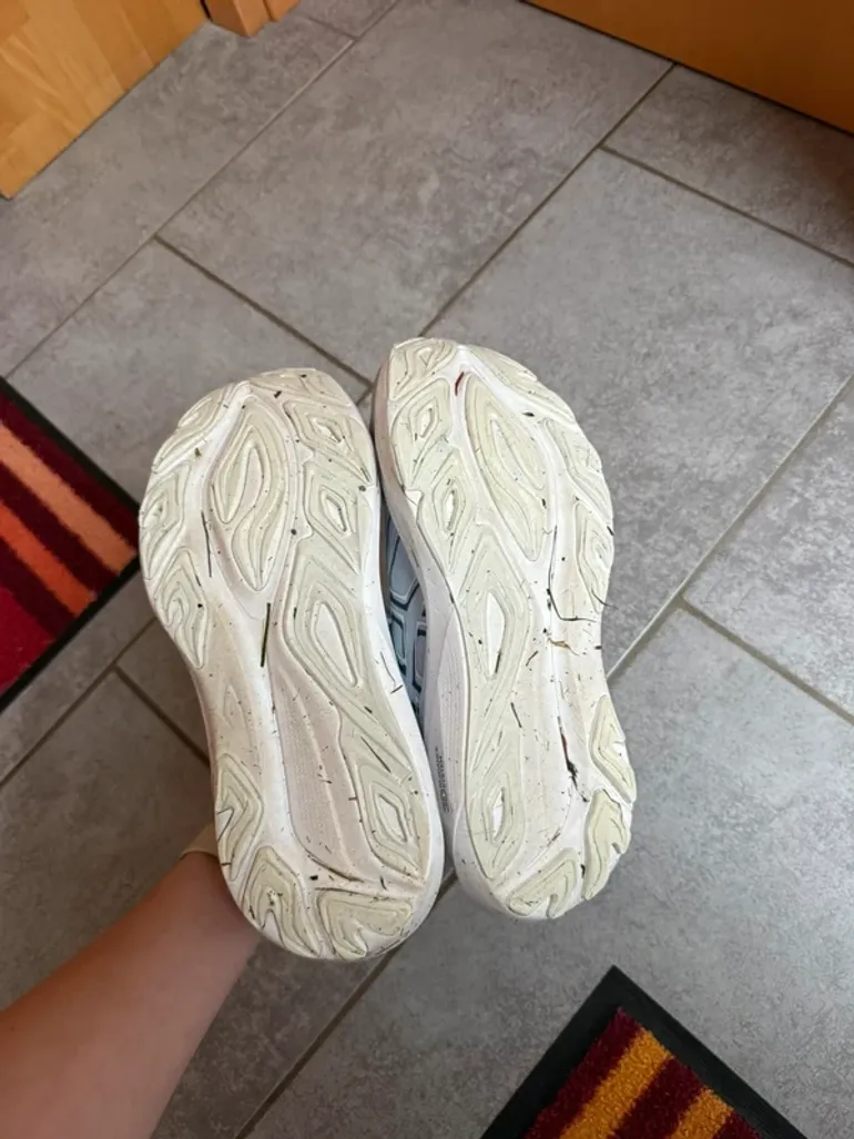 Gebrauchtes Asics GT-2000 bike — Bild 2 von 2