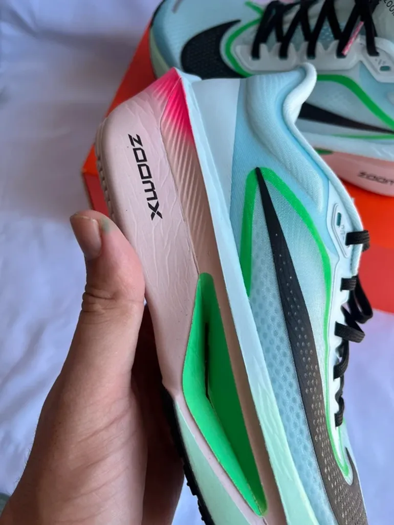 Tweedehands Nike Zoom Fly 6 bike — afbeelding 7 van 11