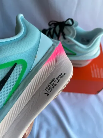 Tweedehands Nike Zoom Fly 6 bike — afbeelding 4 van 11