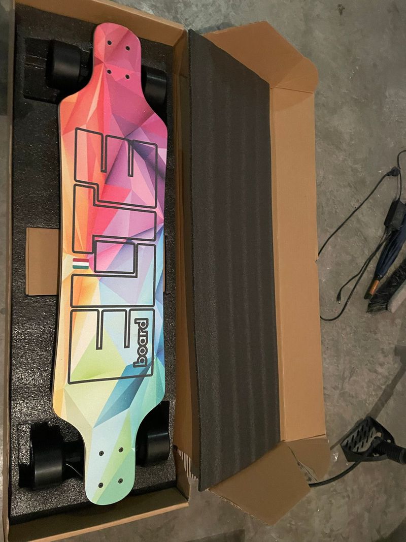 Used e lite Skateboard elettrico 2023 Skate / Scooter
