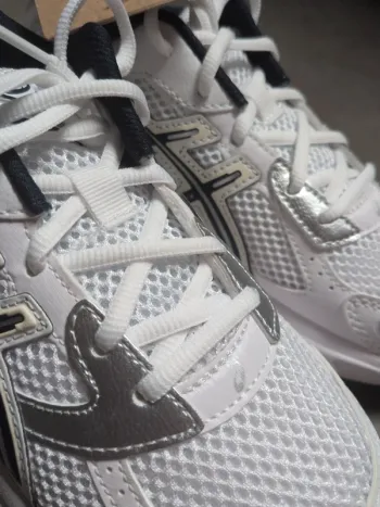 White Asics Gel 1130 GS bike de segunda mano — imagen 5 de 10