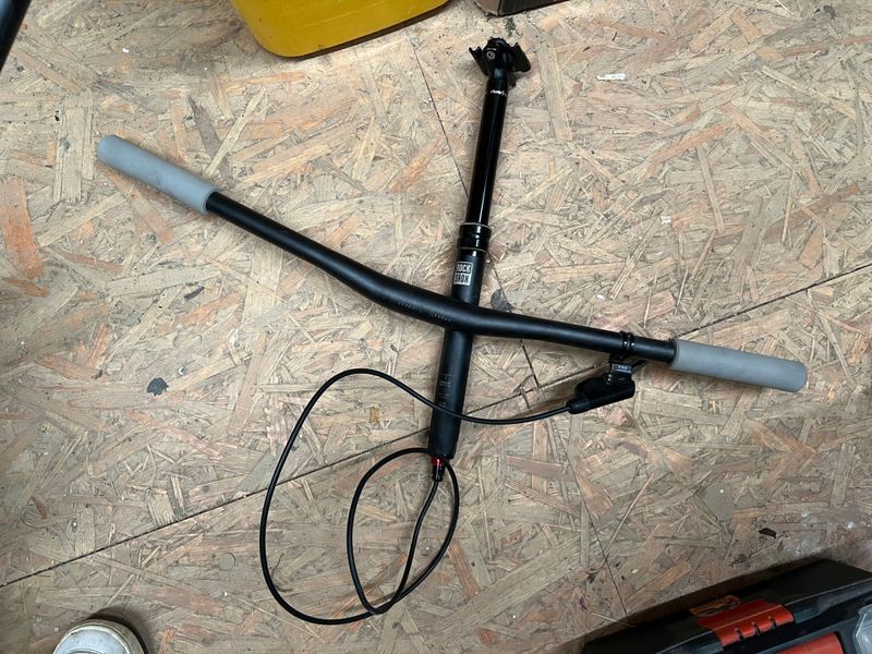 RockShox Reverb Stealth A2 Saddles & Seatposts d'occasion