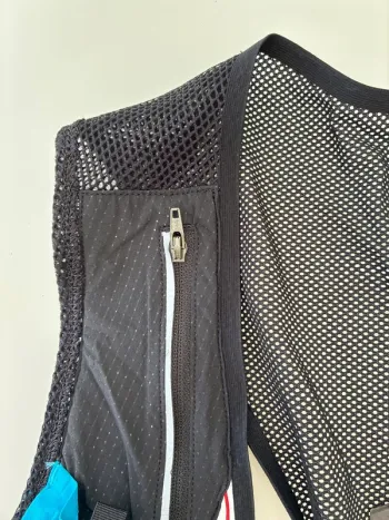 Salomon Gilet de course bike d'occasion — image 3 sur 6