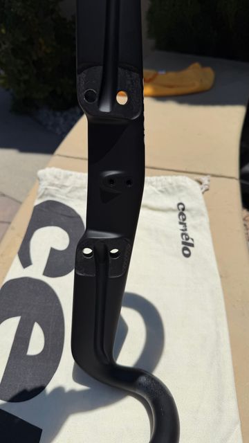 Used Cervelo S5 Handlebars bike — image 2 of 6