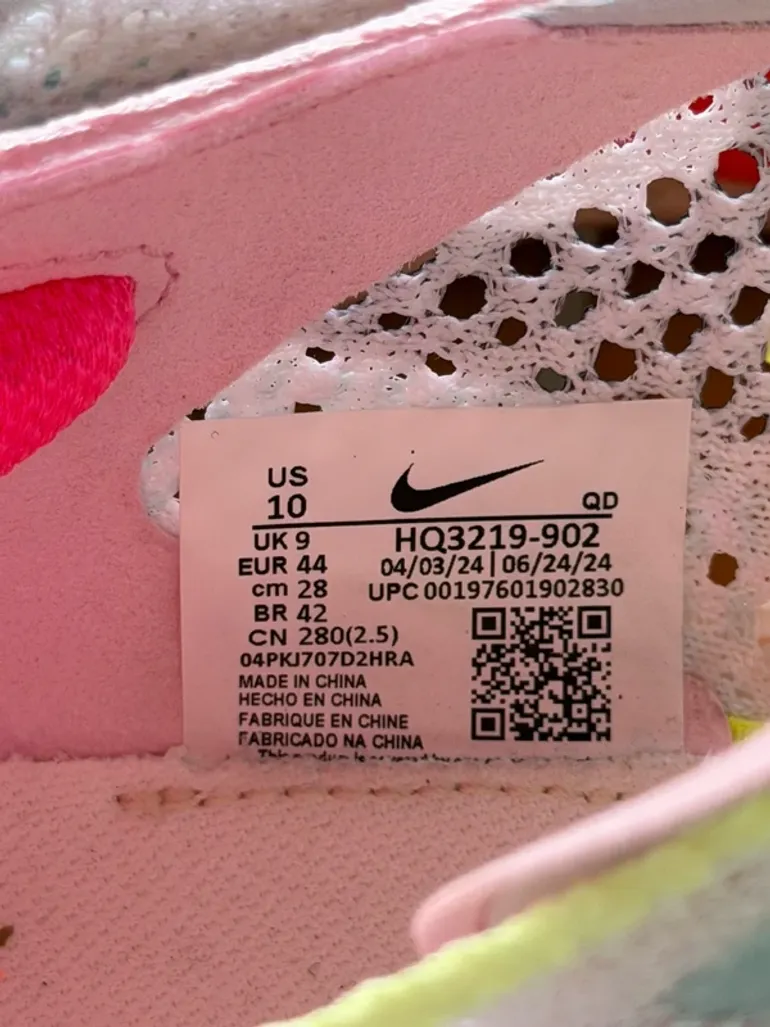 Nike ZoomX Vaporfly 3 bike usato — immagine 3 di 9