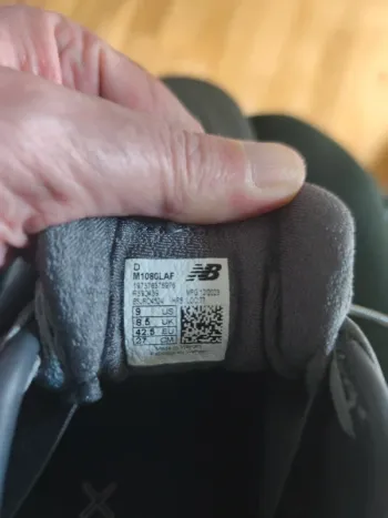 New Balance Fresh Foam M1080 bike usato — immagine 5 di 5