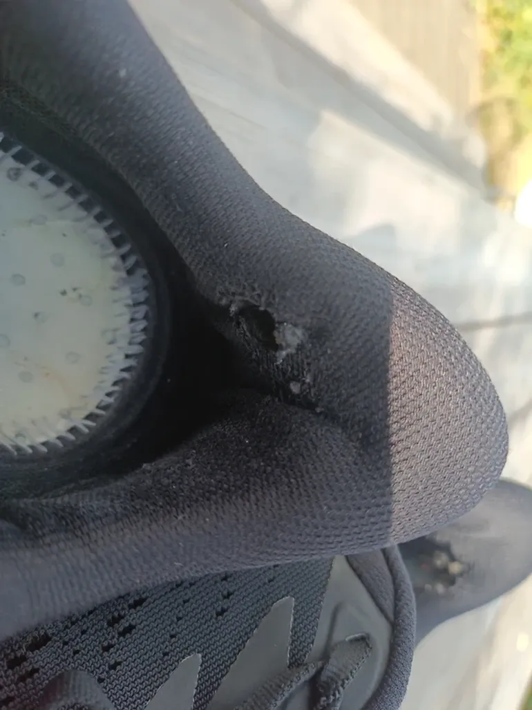 Hoka one one running shoes bike d'occasion — image 6 sur 8