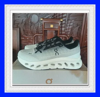 Gebrauchtes On Running Calme intérieur 42 bike