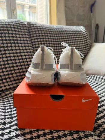 Nike ZoomX Invincible Run bike d'occasion — image 3 sur 7
