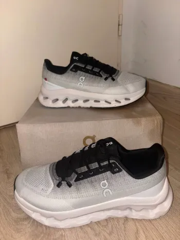 Gebrauchtes On Running shoes size 42 bike
