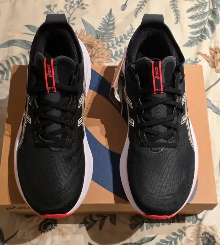 Used Asics sneakers bike — image 4 of 14