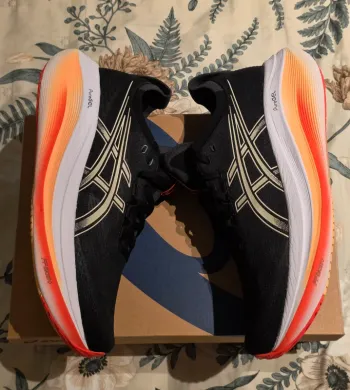 Used Asics sneakers bike — image 8 of 14