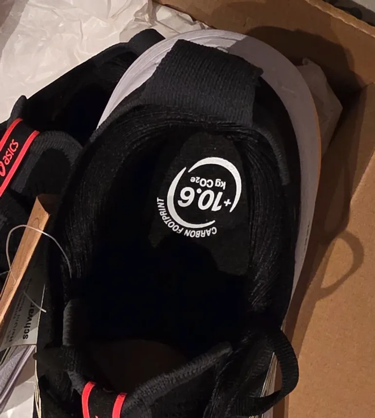 Used Asics sneakers bike — image 13 of 14