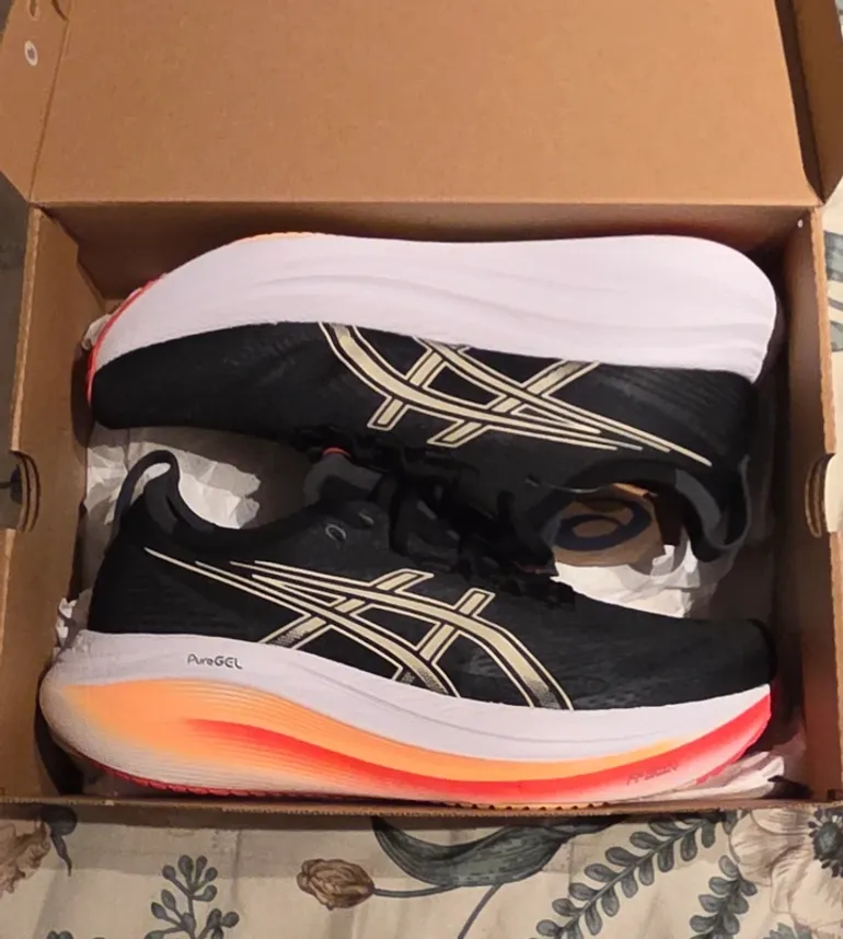 Used Asics sneakers bike — image 11 of 14